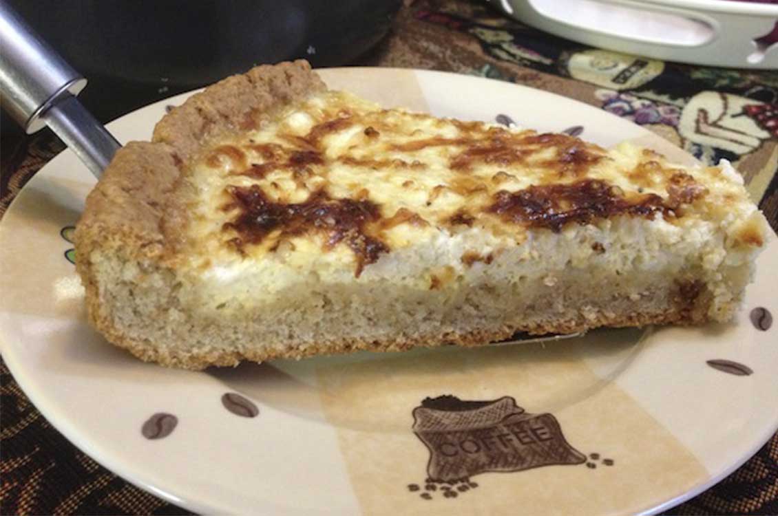 Τυρόπιτα - τάρτα με ζυμαρένια αφράτη βάση (πανεύκολη)