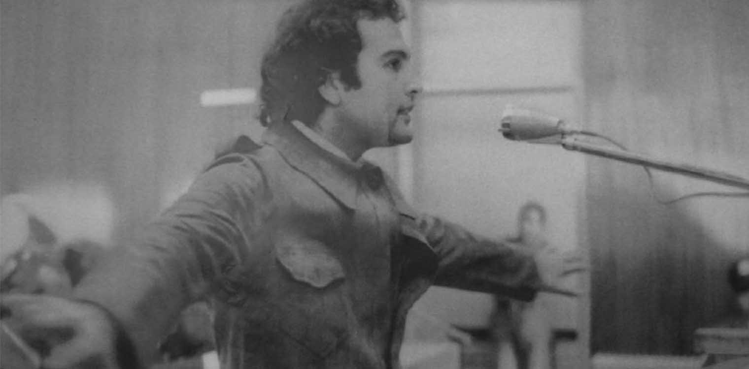 Πρόσκληση στον πρώην δήμαρχο Πύργου Μ. Παρασκευόπουλου στη γιόρτη της Δημοκρατίας