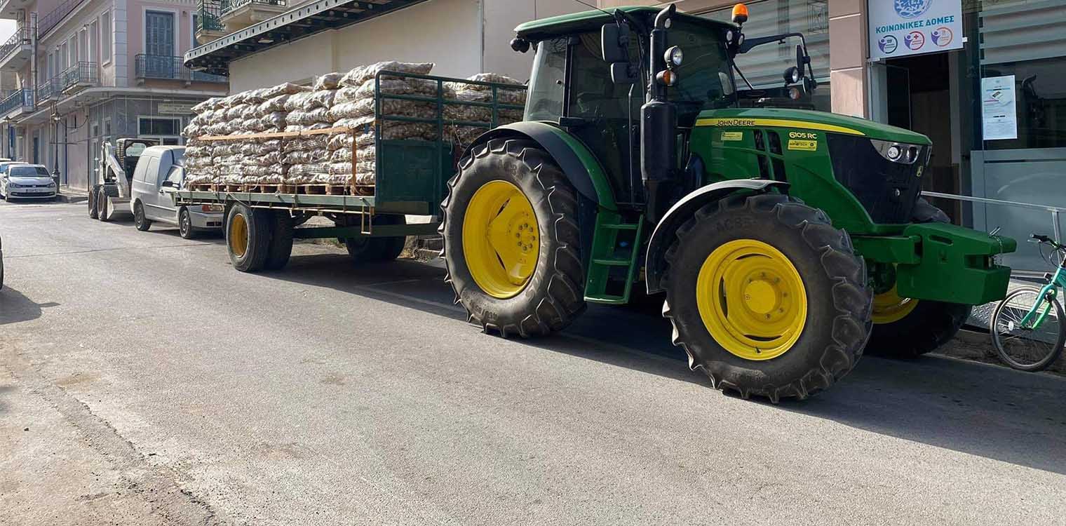 Προσφορά αγάπης ιδιωτών στο Κοινωνικό Παντοπωλείο του Δήμου Ήλιδας