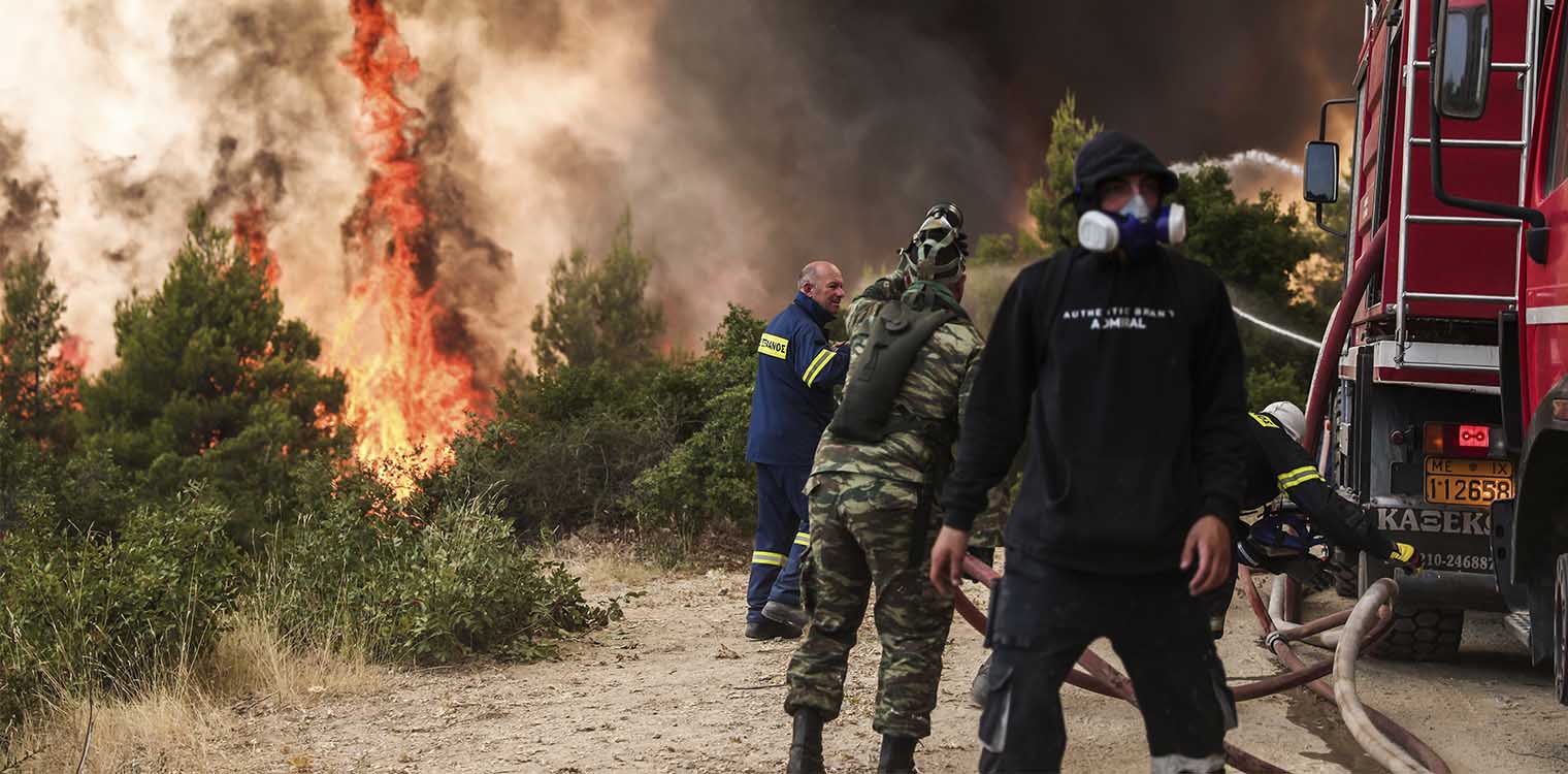 ΕΣΗΕΑ: Οι πυροσβέστες διέσωσαν δημοσιογράφους στις φωτιές