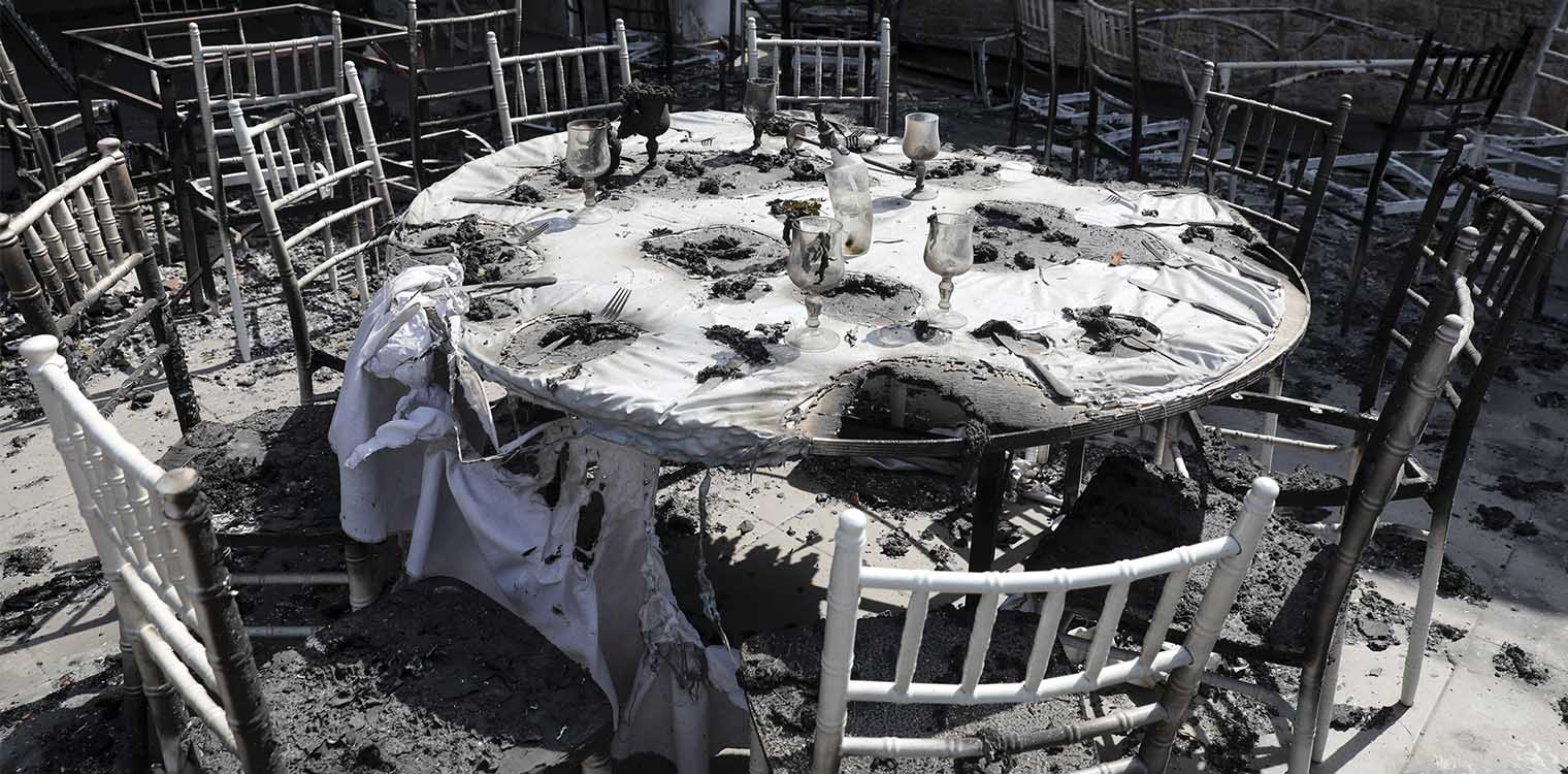 Περιφέρεια Αττικής: Περίπου 77 οι πληγείσες επιχειρήσεις από την μεγάλη πυρκαγιά στη Βαρυμπόμπη