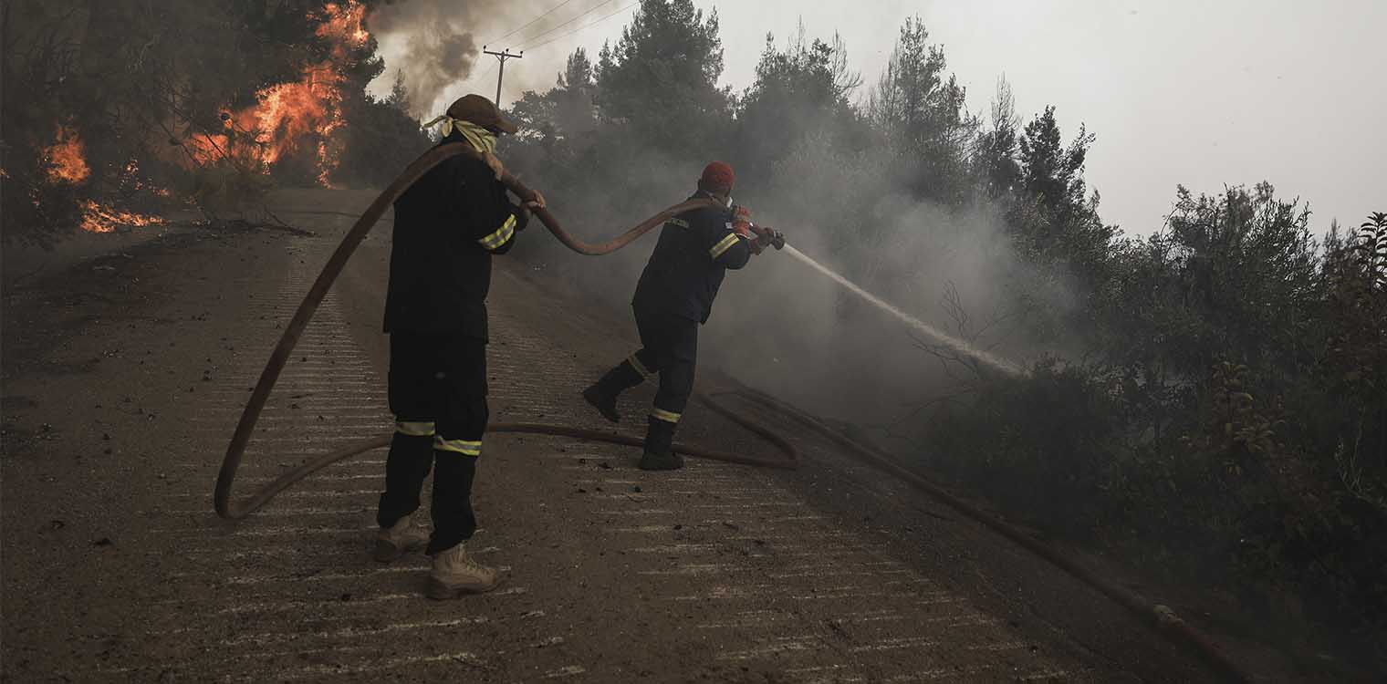 Βόρεια Εύβοια: Σε ύφεση τα μέτωπα της πυρκαγιάς