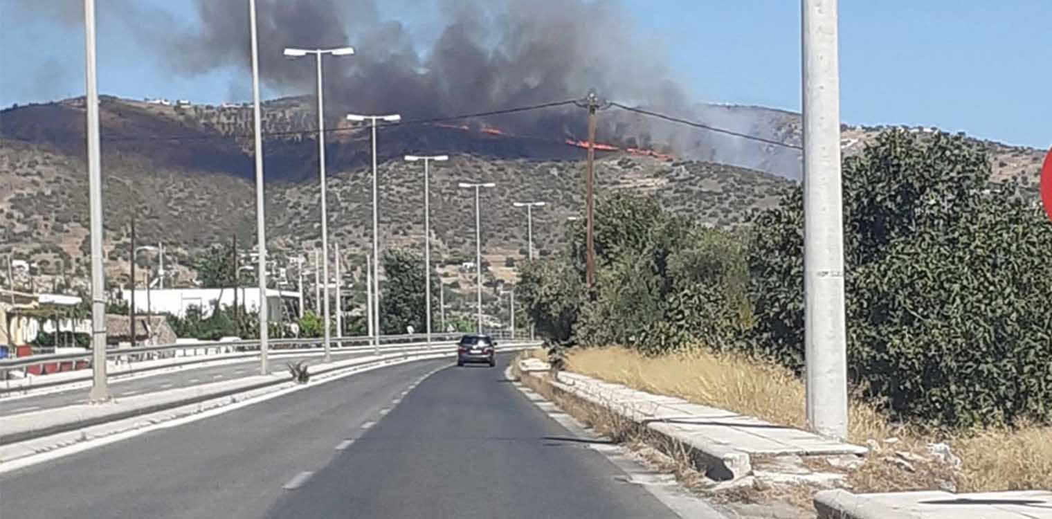 Κερατέα: Μεγάλη φωτιά σε εξέλιξη - Μήνυμα εκκένωσης για Μαρκάτι, Συντερίνα και Άγιο Κωνσταντίνο (upd)