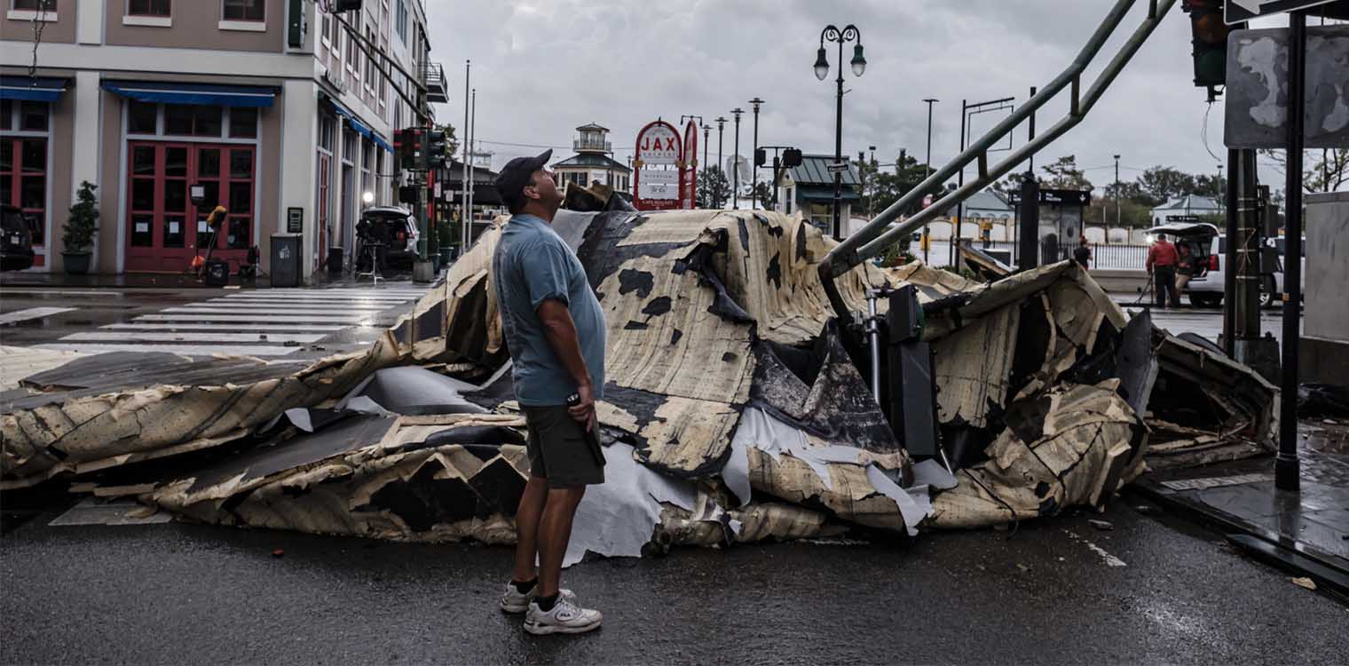 ΗΠΑ: Η στιγμή που ο τυφώνας Άιντα... ξηλώνει την οροφή νοσοκομείου - Συγκλονιστικό βίντεο