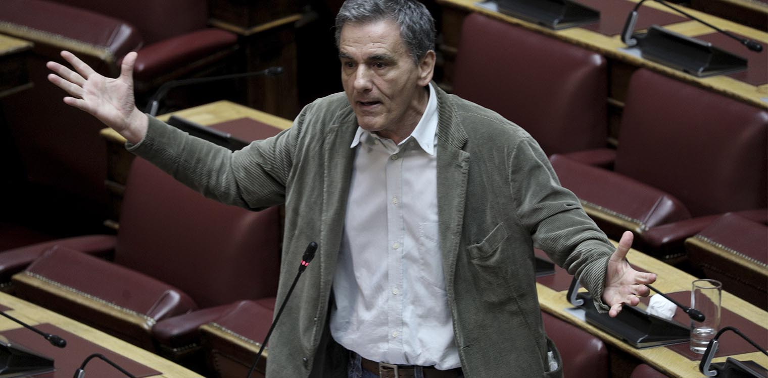«Όταν είσαι εδώ δεν θα υπάρχουν κοινωνικές παροχές» - Ο Τσακαλώτος θυμίζει τι έλεγε ο Πλεύρης