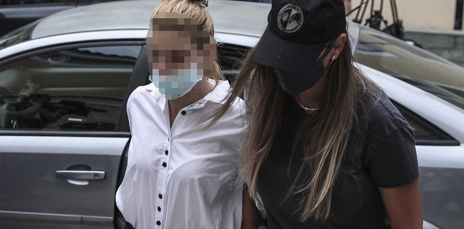 Υπόθεση κοκαΐνης: Ξεσπά η μητέρα της παίκτριας ριάλιτι - «Ας μπει ισόβια αν έκανε διακίνηση»