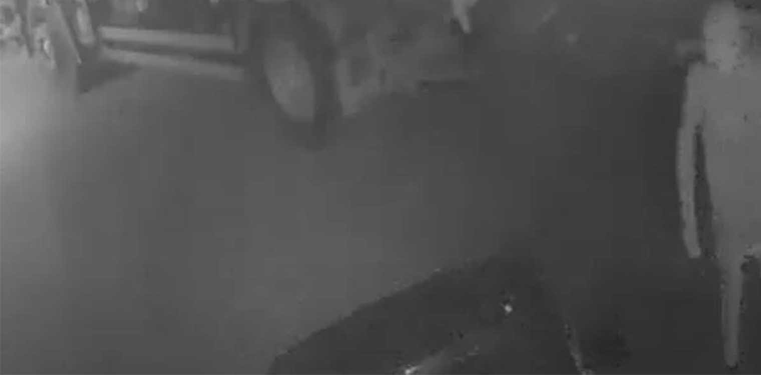 Βίντεο ντοκουμέντο: Άγριος ξυλοδαρμός φύλακα από εγκληματική σπείρα - Του έκλεψαν το κινητό για να μη ζητήσει βοήθεια