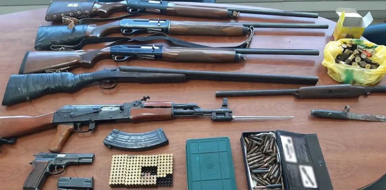 Ηράκλειο: Παράνομα όπλα βρέθηκαν σε τρία σπίτια