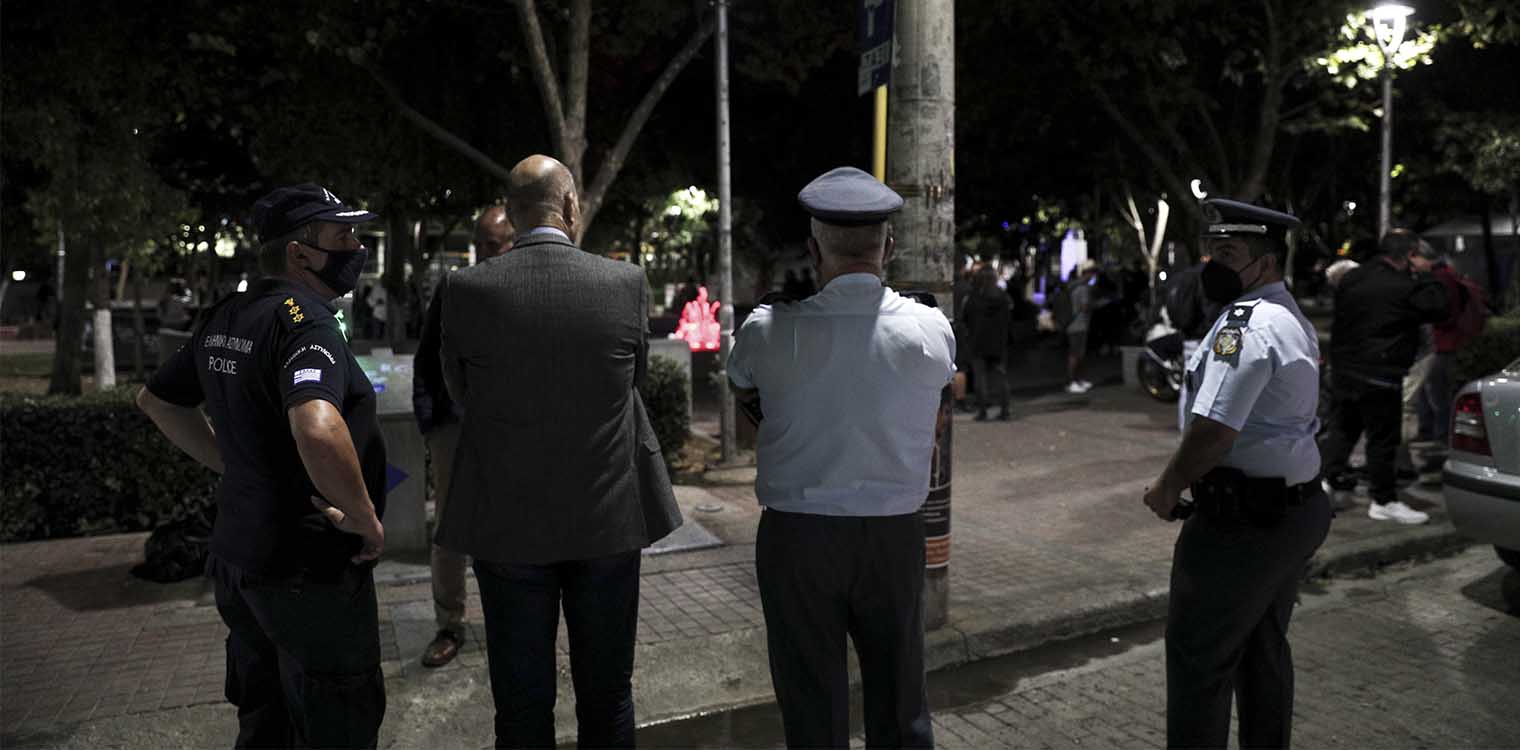 Νέο Ηράκλειο: Συνελήφθη ένας από τους δράστες της επίθεσης σε εκδήλωση της ΚΕΕΡΦΑ