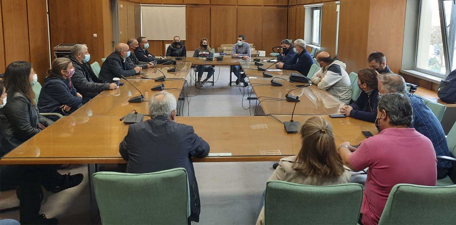 Συνάντηση Γιαννόπουλου με γονείς και εκπαιδευτικούς