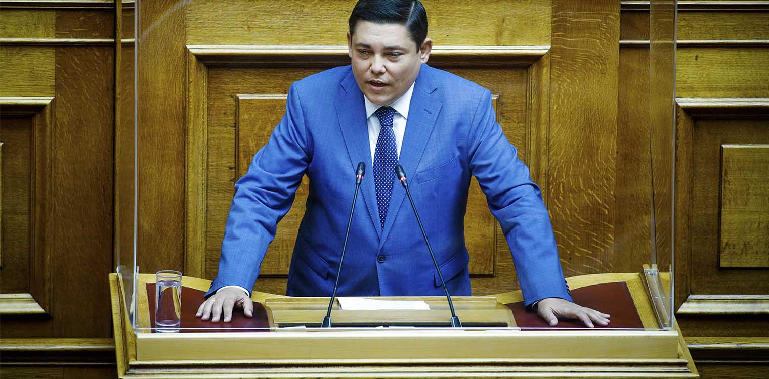 Θετικός στον κορονοϊό ο Γιάννης Μπουρνούς – Είχε εμβολιαστεί τον Ιούνιο