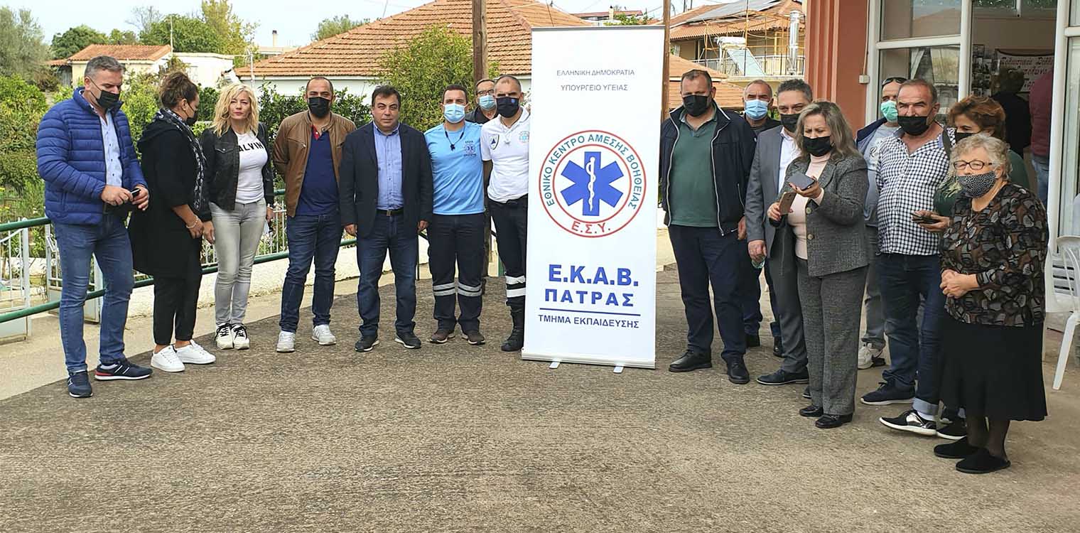 Ο Aντωνακόπουλος παρέδωσε απινιδωτή στον Αιμοδοτικό σύλλογο Αμπελώνα