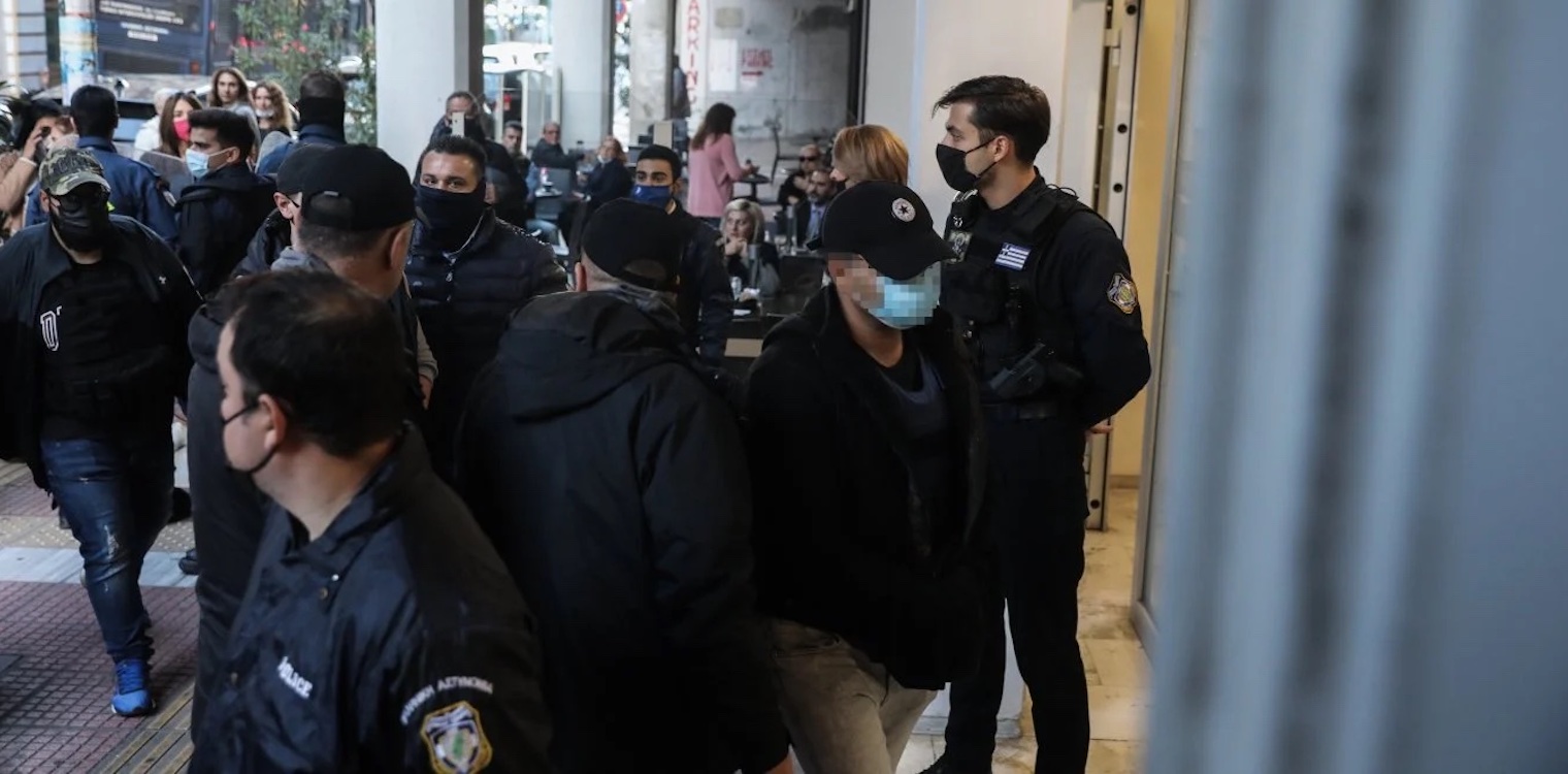 Πέραμα: Ελεύθεροι αφέθηκαν οι 7 αστυνομικοί για την αιματηρή καταδίωξη