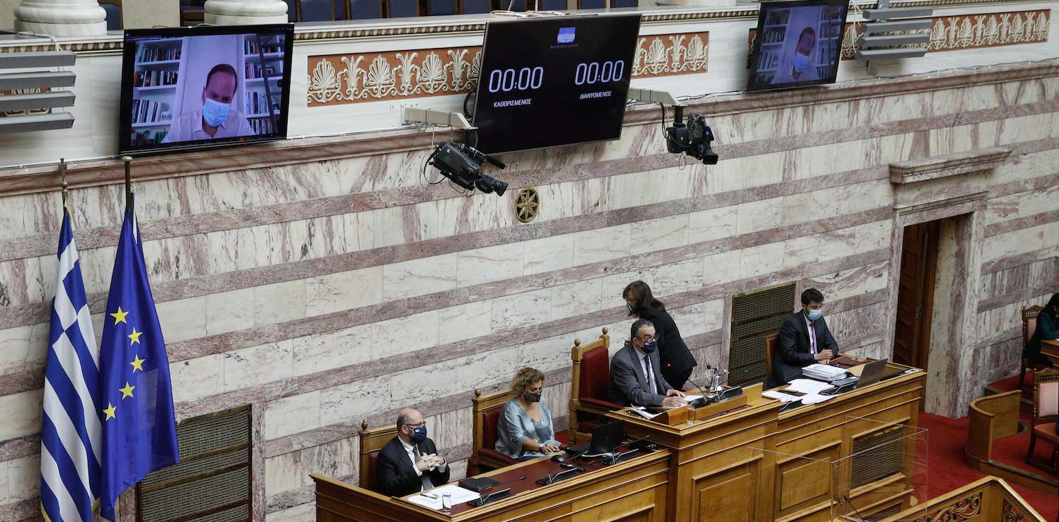 Bουλή: Κατά πλειοψηφία ψηφίσθηκε το νομοσχέδιο του υπουργείου Υποδομών και Μεταφορών - Η τροπολογία για την Πατρών - Πύργου