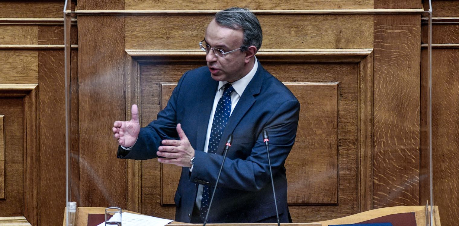Σταϊκούρας: "Όλα είναι ανοιχτά για μείωση του ΦΠΑ στα τρόφιμα"