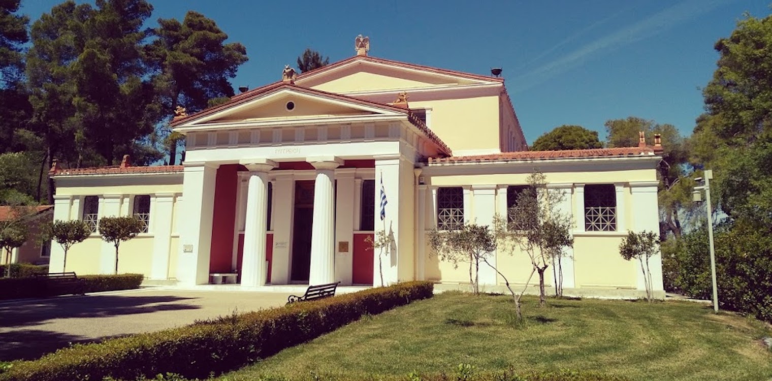 Ολυμπία: Φωταγωγούνται μνημεία για τον εορτασμό της Παγκόσμιας Ημέρας Παιδιού