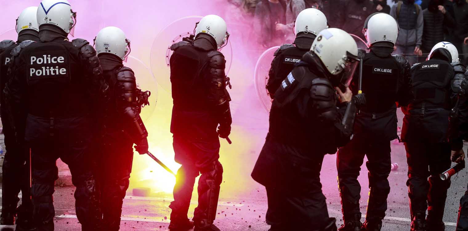 Κορωνοϊός - Στον κυκλώνα της πανδημίας η Ευρώπη: Lockdown και επεισόδια σε πολλές πόλεις