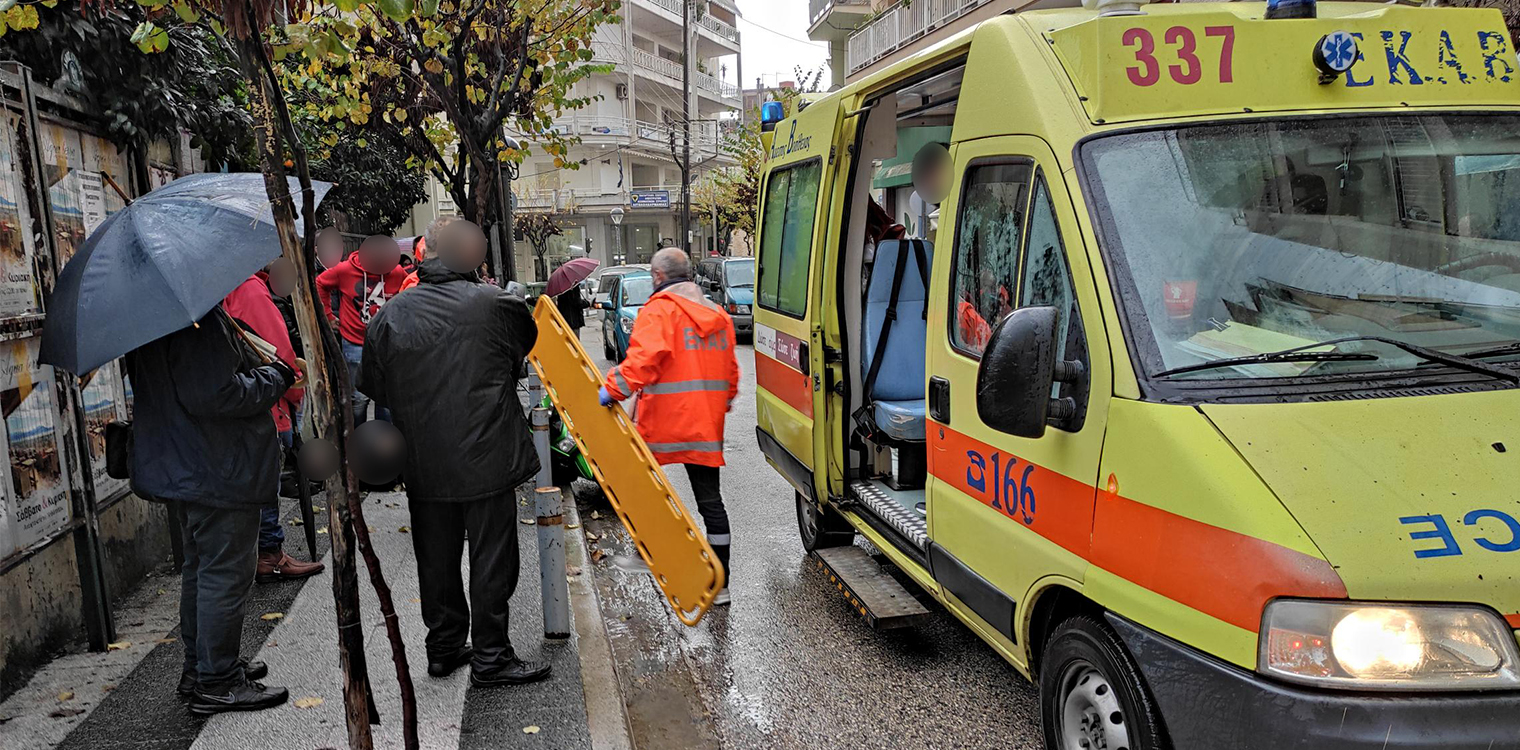 Αγρίνιο: Mια πόρτα οχήματος έστειλε ντελιβερά στο νοσοκομείο