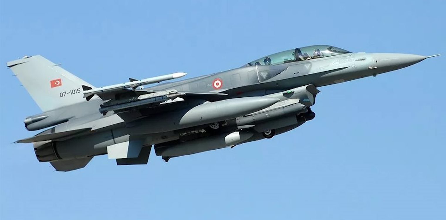 Υπερπτήση τουρκικών F-16 πάνω από τους Καλόγερους
