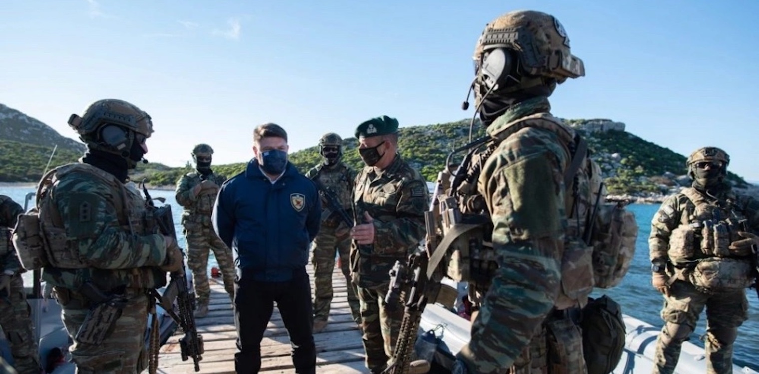 Ο Χαρδαλιάς απαντά στον Ακάρ από το Καστελόριζο: «Είμαστε έτοιμοι όποτε χρειαστεί»