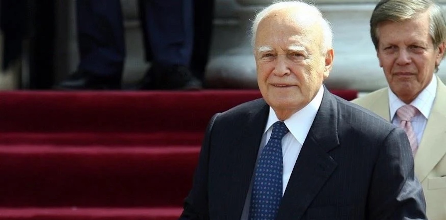 Κάρολος Παπούλιας: Η ζωή και η πολιτική σταδιοδρομία του πρώην Προέδρου της Δημοκρατίας