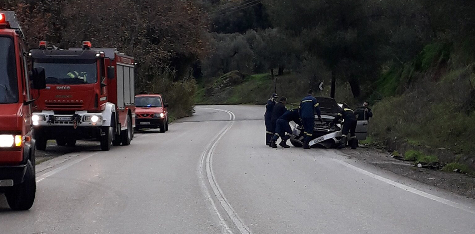 Αιγιάλεια: Εκτροπή οχήματος με εγκλωβισμό ατόμου στην Ε.Ο. Πούντας-Καλαβρύτων