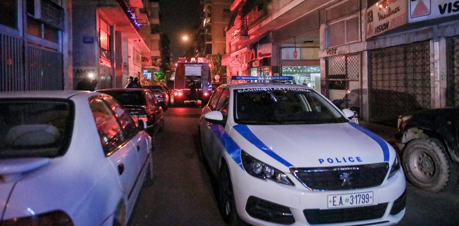 «Θα ανατιναχτώ, θα μας σκοτώσω όλους!» ούρλιαζε μεθυσμένος ο Αιγύπτιος