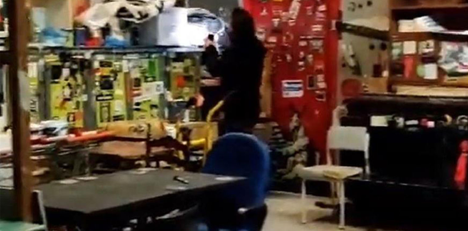 ΕΛ.ΑΣ.: Καρέ – καρέ η εκκένωση της κατάληψης στο ΑΠΘ