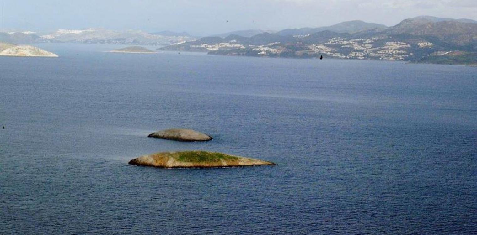 Ίμια: Ένταση ανάμεσα στην τουρκική ακτοφυλακή και Έλληνες ψαράδες την παραμονή Πρωτοχρονιάς