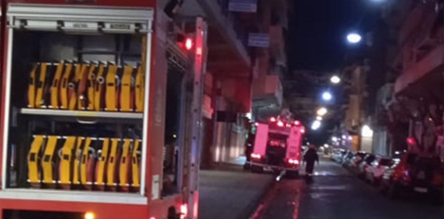 Φωτιά τη νύχτα σε διαμέρισμα στο κέντρο του Αγρινίου - Απεγκλωβίστηκαν ηλικιωμένοι