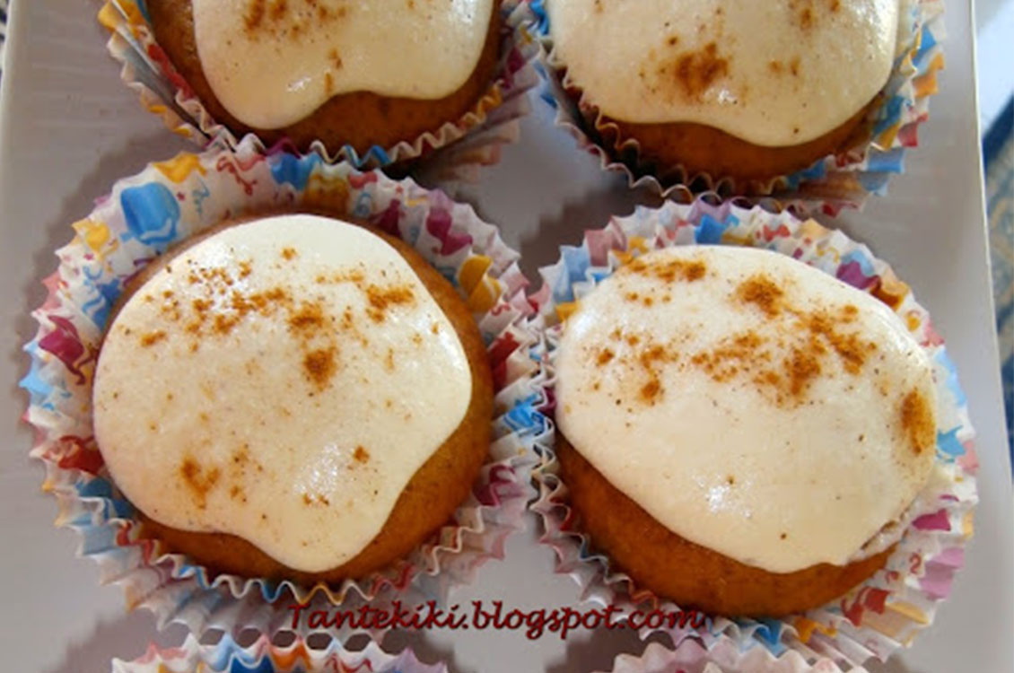 Cupcakes με μέλι και ελαιόλαδο