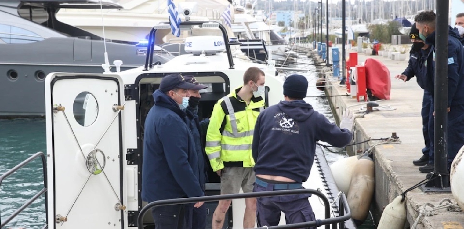 Euroferry Olympia: «Έτσι επέζησα δύο μέρες στο φλεγόμενο πλοίο» - Η συγκλονιστική μαρτυρία του 21χρονου Λευκορώσου