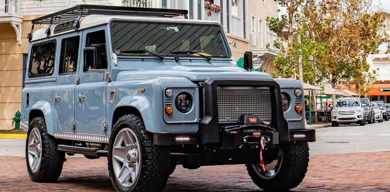 Σύγχρονο κλασικό Land Rover Defender