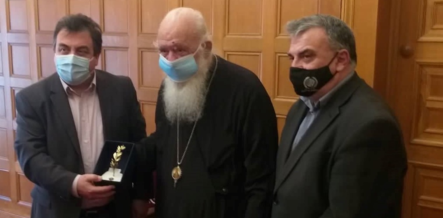 Αντωνακόπουλος σε Ιερώνυμο και Λιβάνιο για τις “ιερές εκτάσεις” - ‘Έρχεται νομοθετική ρύθμιση του θέματος