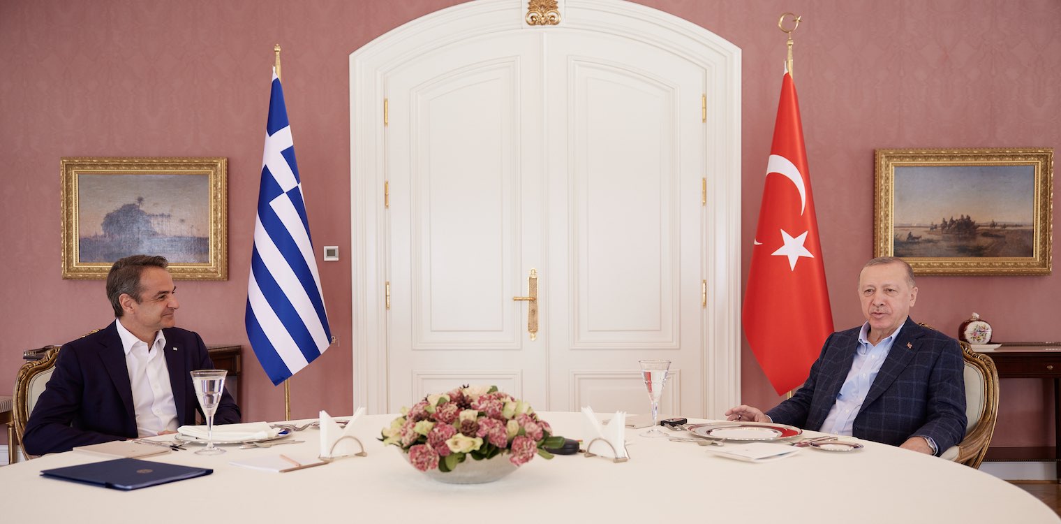 Σε εξέλιξη το γεύμα Μητσοτάκη με Ερντογάν