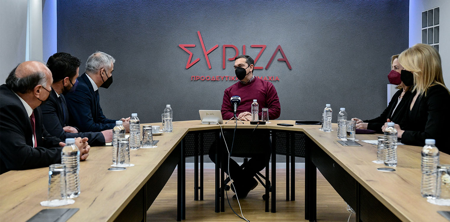 Τσίπρας στους Βορειοηπειρώτες: Οι «μέλισσες» έφαγαν τη δέσμευση Μητσοτάκη για την εθνική σύνταξη