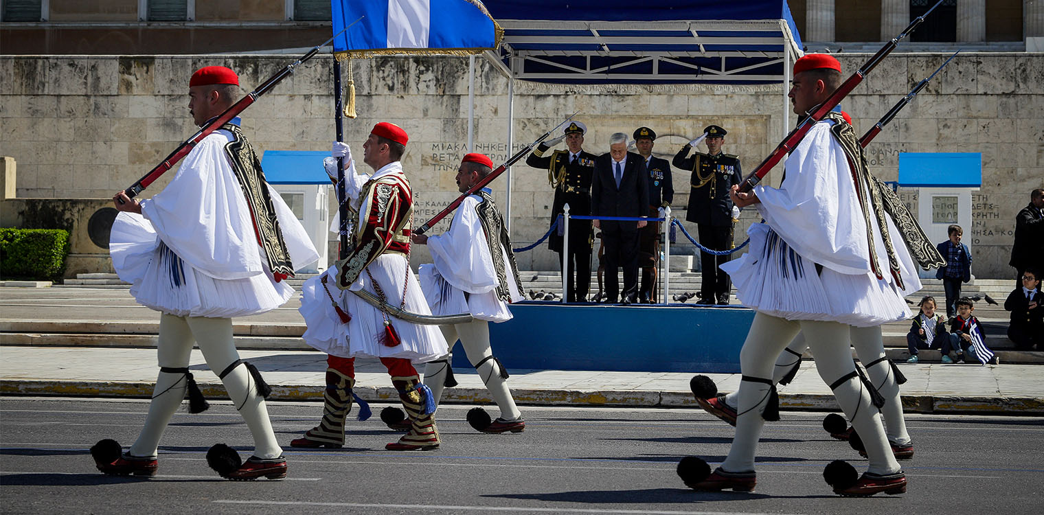 Παρέλαση 25ης Μαρτίου - Ποιοι και πότε θα φοράνε μάσκες