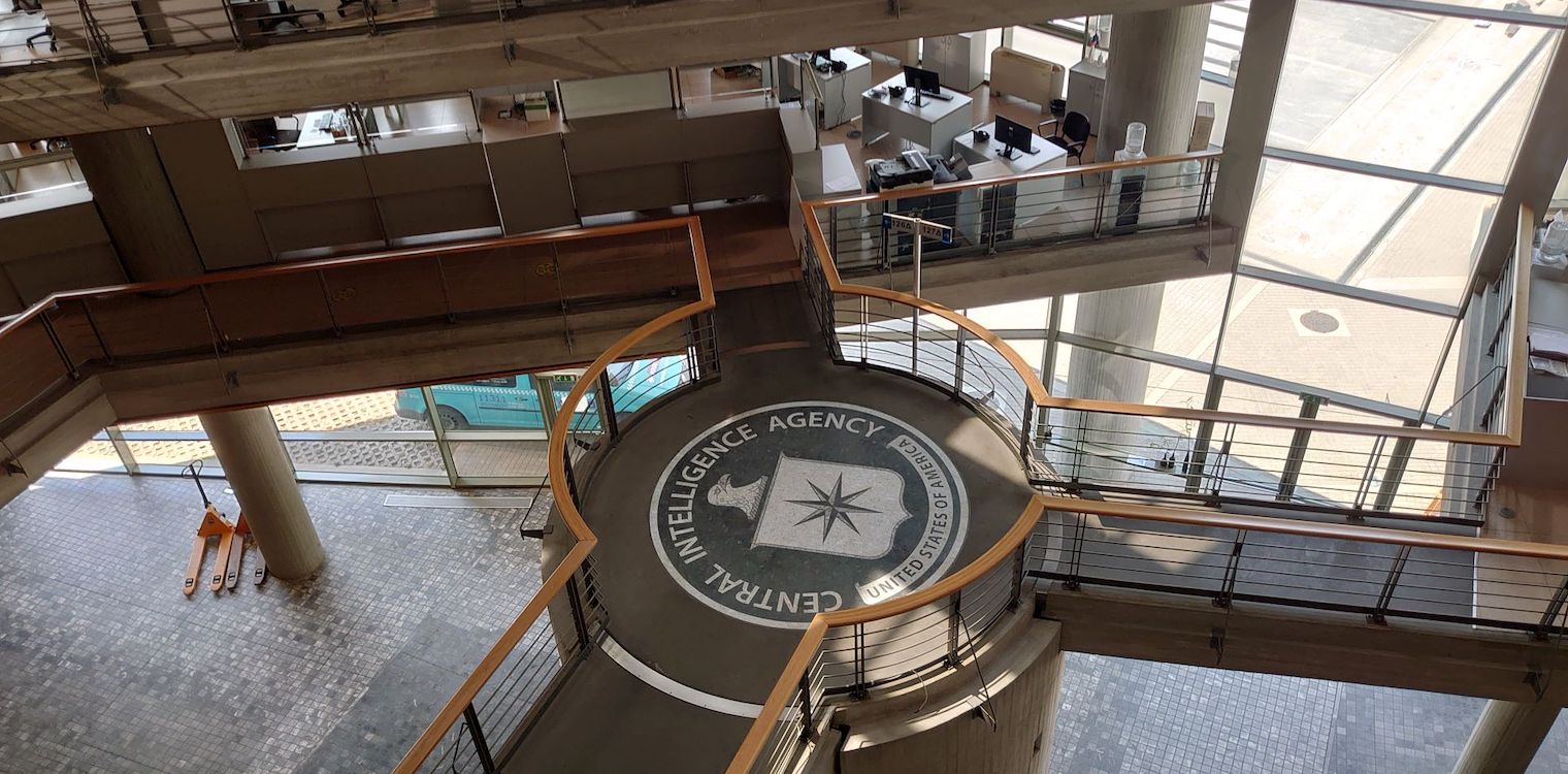 Θεσσαλονίκη: Αρχηγείο της CIA το δημαρχείο της πόλης για τις ανάγκες των γυρισμάτων της ταινίας «The Bricklayer»