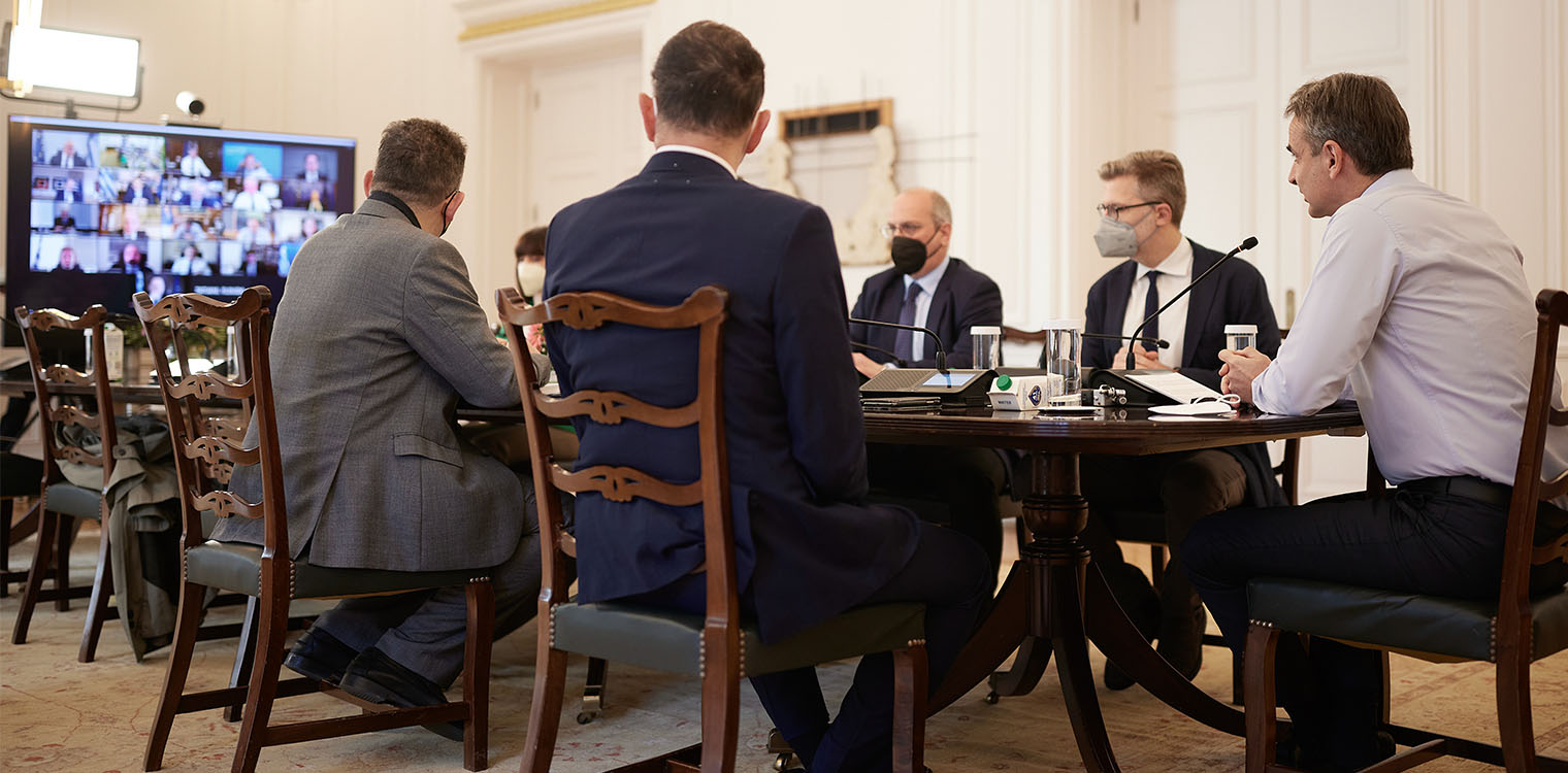 Μητσοτάκης στο υπουργικό: Απόλυτη επάρκεια στην αγορά - Νέα μέτρα στήριξης για τους παραγωγούς