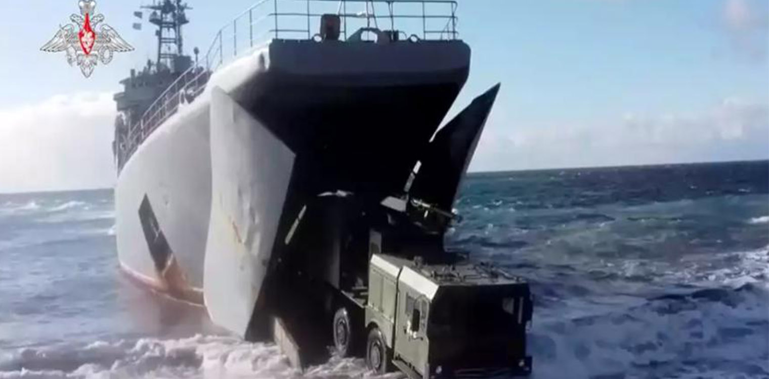 Η Ρωσία θα πραγματοποιήσει στρατιωτικές ασκήσεις σε αμφισβητούμενα νησιά μετά τις κυρώσεις της Ιαπωνίας