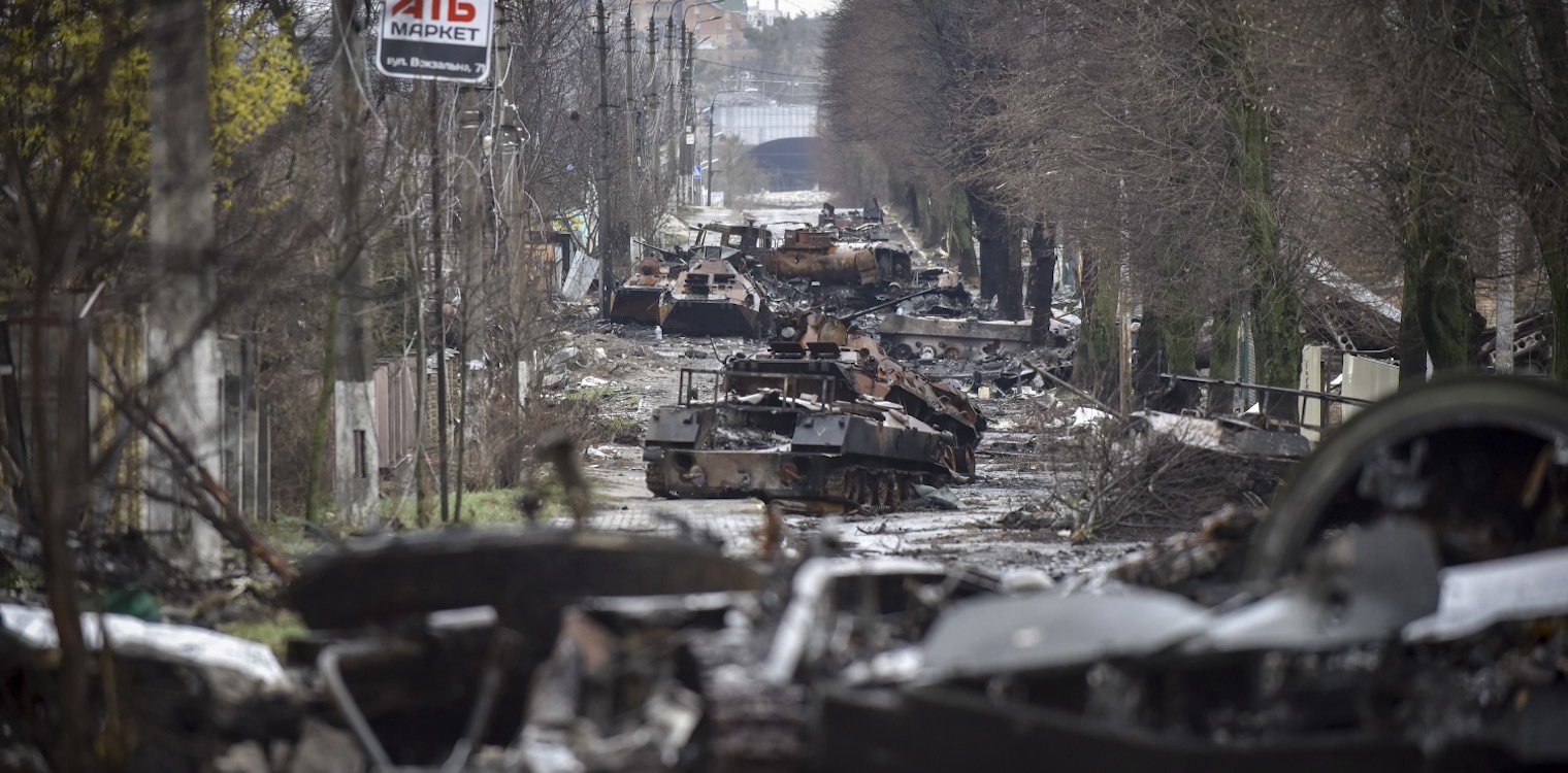 Ουκρανία: «Ο Πούτιν έχει σκοτώσει διπλάσιο αριθμό αμάχων στην Μαριούπολη απ' ό,τι ο Χίτλερ»