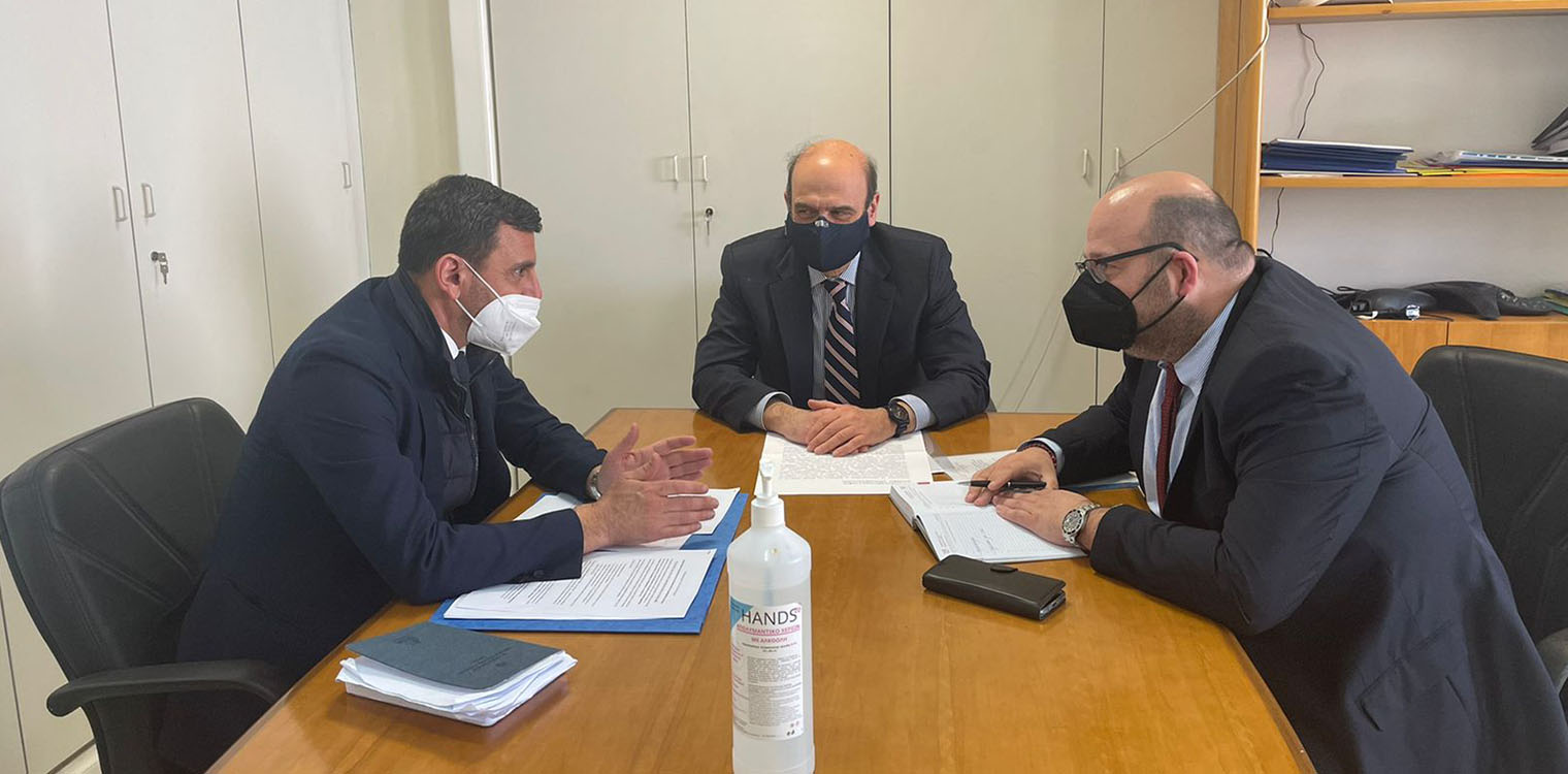 Νικολακόπουλος: Διευκόλυνση διαδικασιών και δυνατότητα συμβολικής εξαγοράς εκτάσεων από τους πολίτες