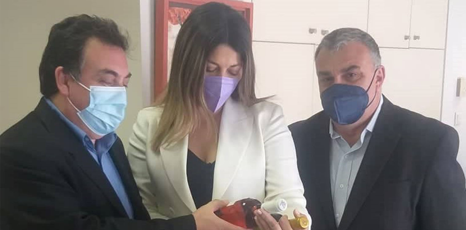 Με την Υφυπουργό Τουρισμού Σ. Ζαχαράκη ο Δήμαρχος Πύργου. Π. Αντωνακόπουλος