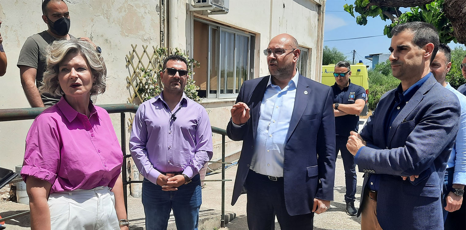 Συνάντηση Αντιπεριφερειάρχη Π.Ε Ηλείας Β. Γιαννόπουλου με τον Πρόεδρο του ΕΚΑΒ Ν. Παπαευσταθίου