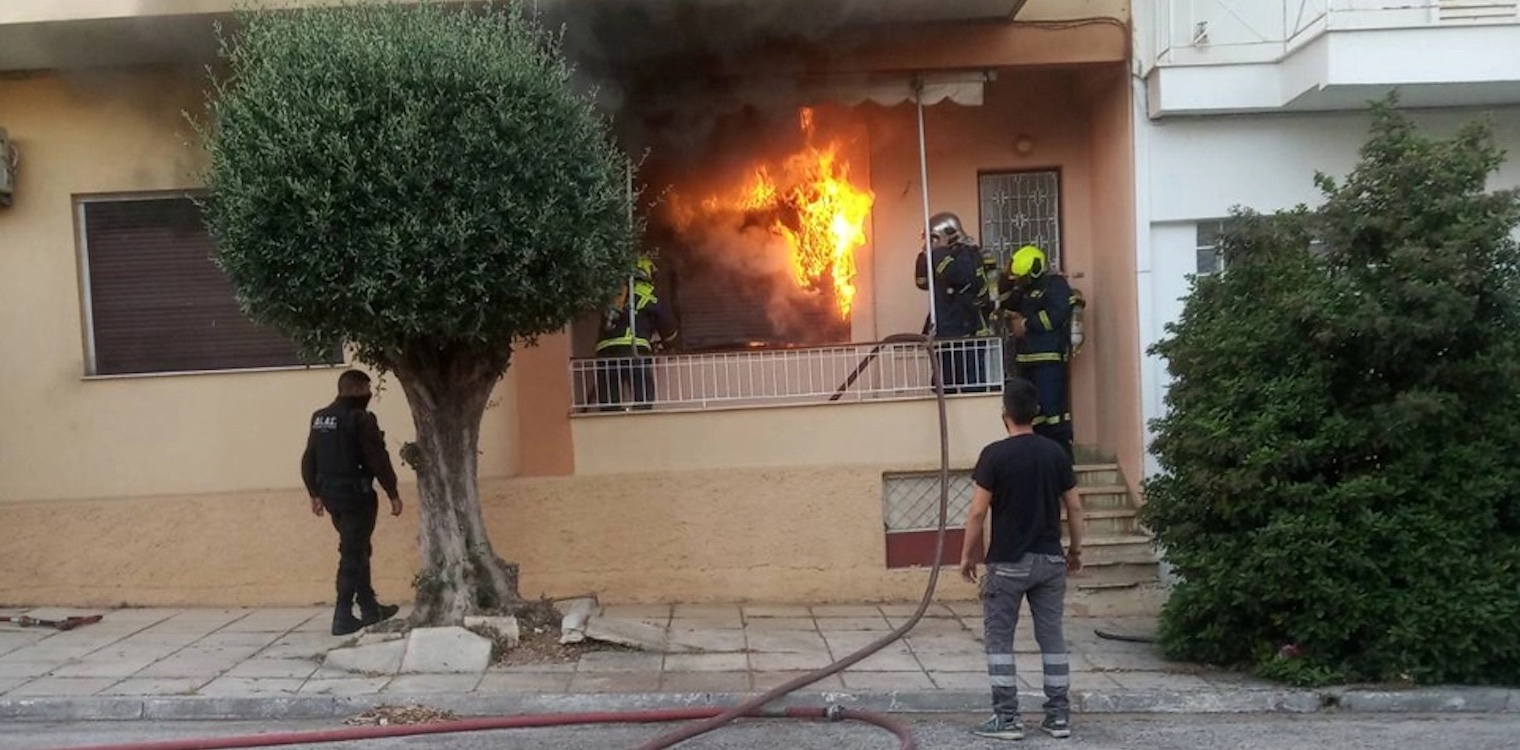 Ηλιούπολη: Φωτιά με έναν νεκρό σε διαμέρισμα