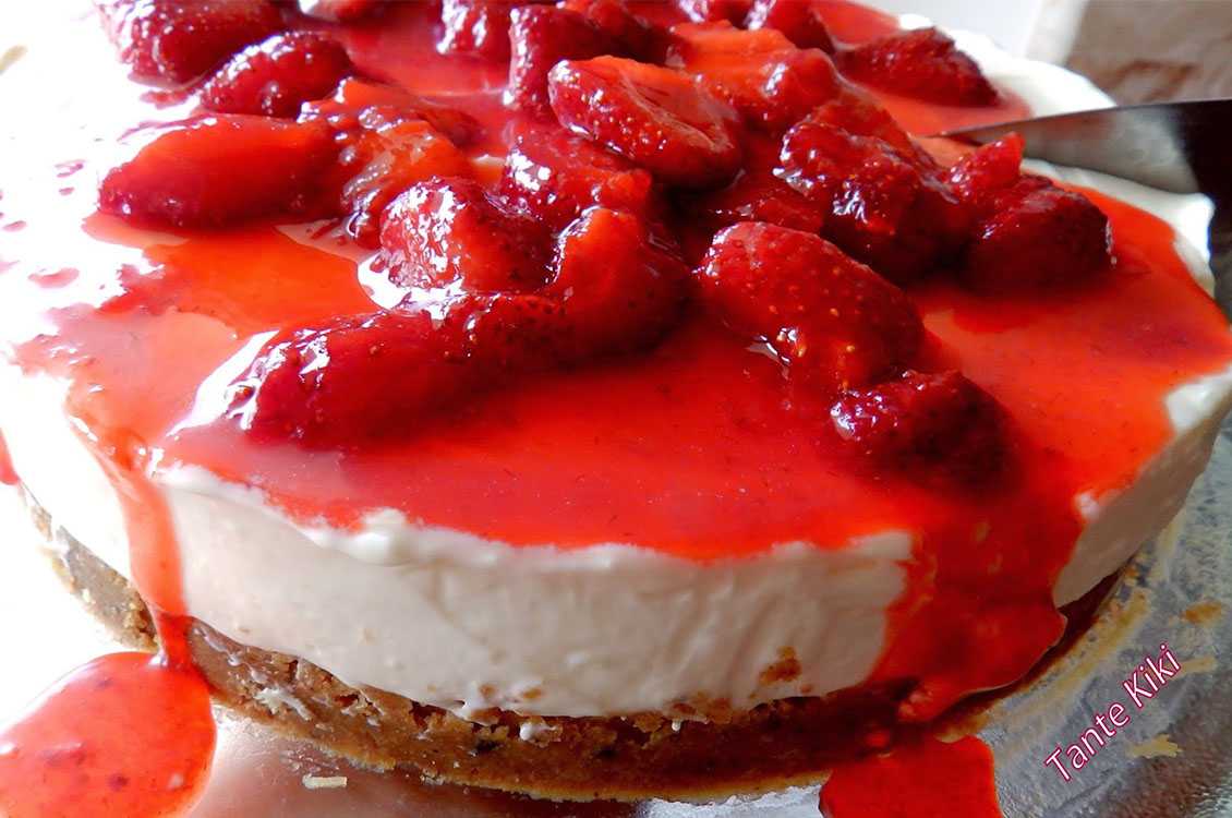 Cheesecake με crème fraîche και καραμελωμένες φράουλες