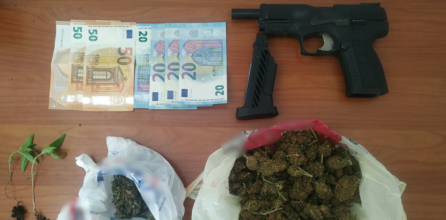 Ηλεία: Συνελήφθη με χασίσι, δύο δενδρίλλια χασίς και ένα αεροβόλο