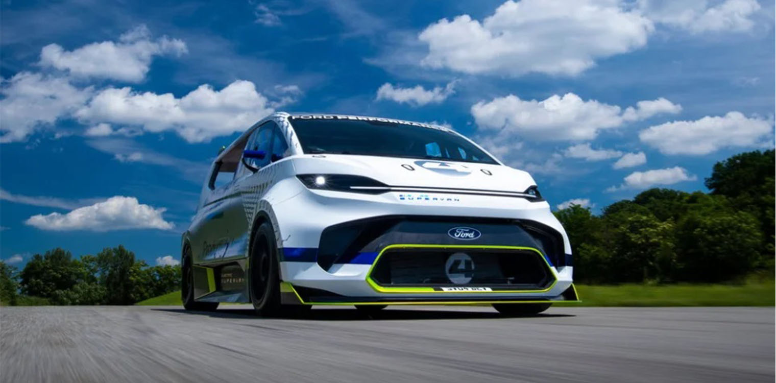 Η Ford παρουσιάζει το ταχύτερο van στον πλανήτη