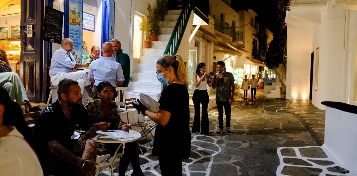 Τουρισμός: Πρόβλεψη για έσοδα 20 δισ. ευρώ το 2022