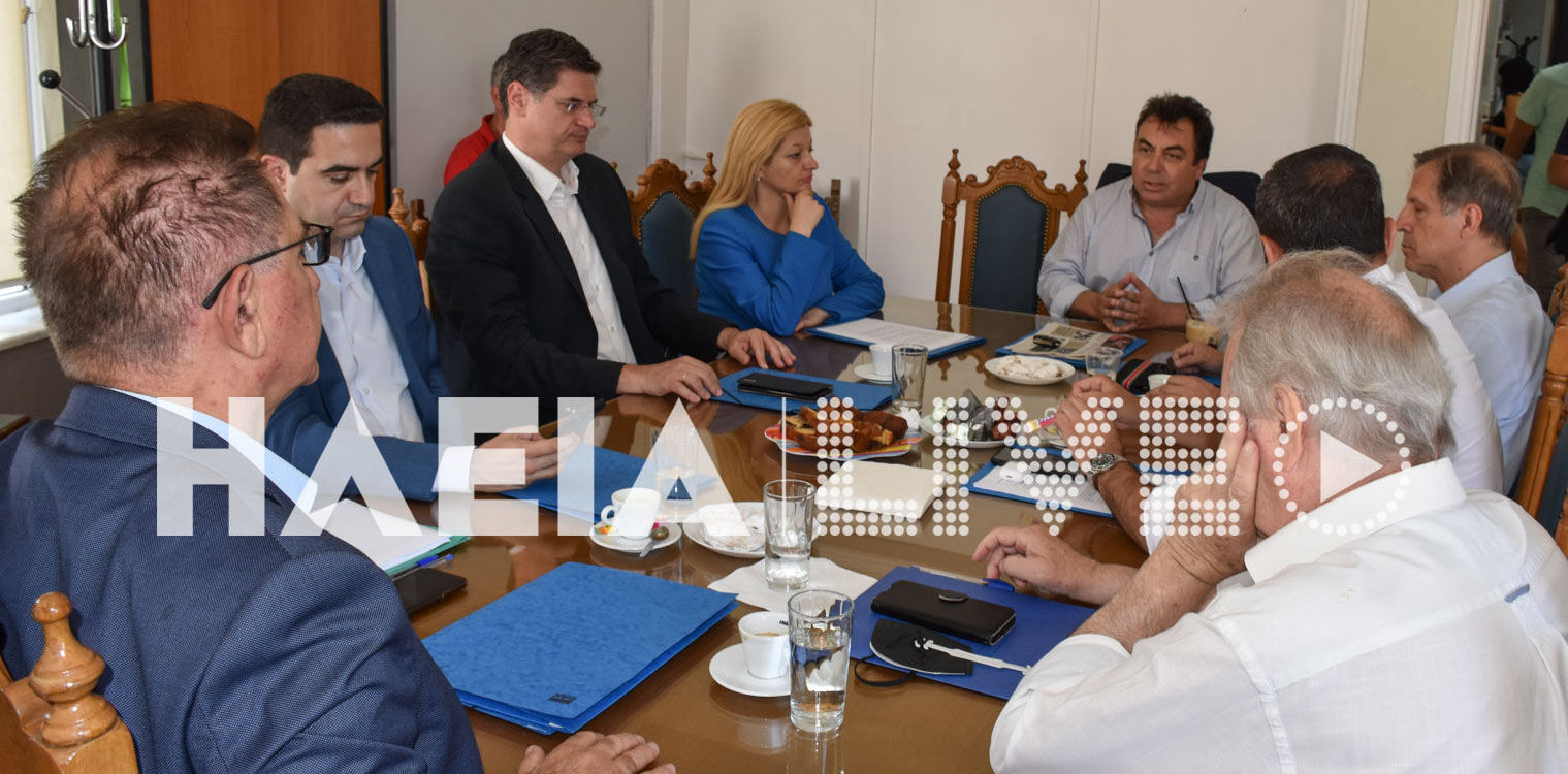Στο Μαξίμου για το Πύργος - Καλό Νερό - Τσακώνα και το ΠΔ του Κυπαρισσιακού